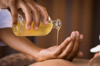 What Are the Benefits of Using Body Oil?