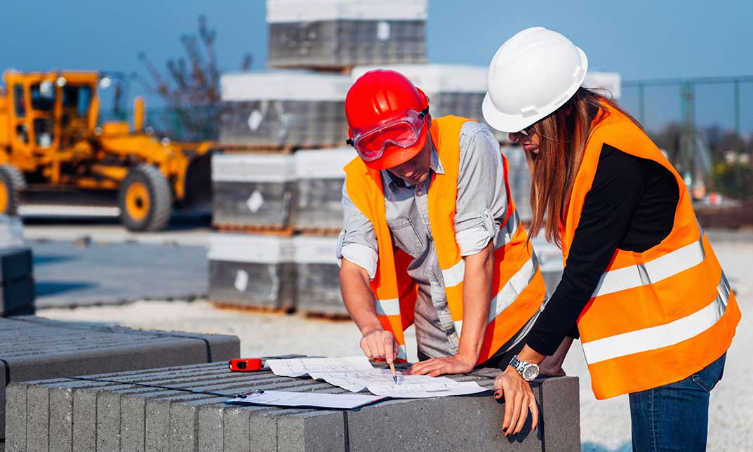 How Professional Estimators Help Control Construction Costs 