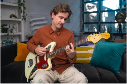 Mastering the Altered Scale Guitar in Country Music