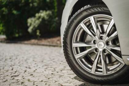 nokian remedy wrg5 all weather 205/55r16