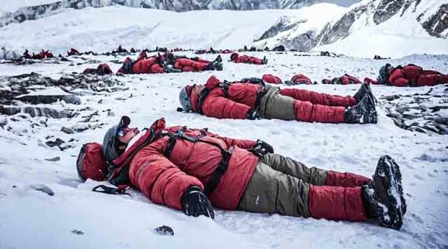 The Story Behind the Sleeping Beauty Everest Face Photo