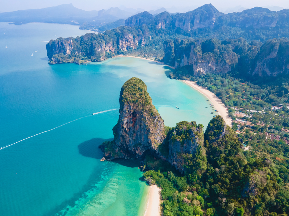 Exploring Thailand Sustainably: A Traveler’s Perspective (2025)