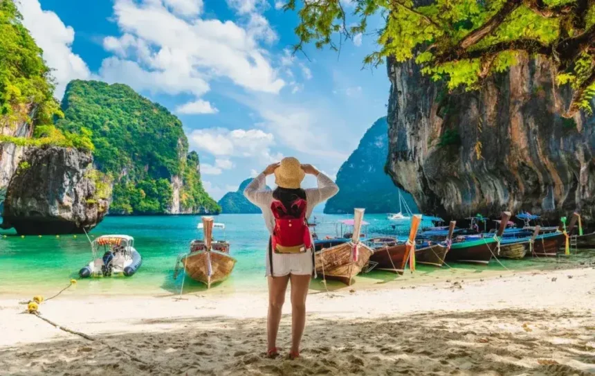 Seamless Travel: Best Package Tours with Flight Details