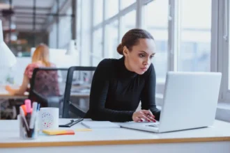 Desk Booking Security: How to Protect Privacy in the Hybrid Workplace