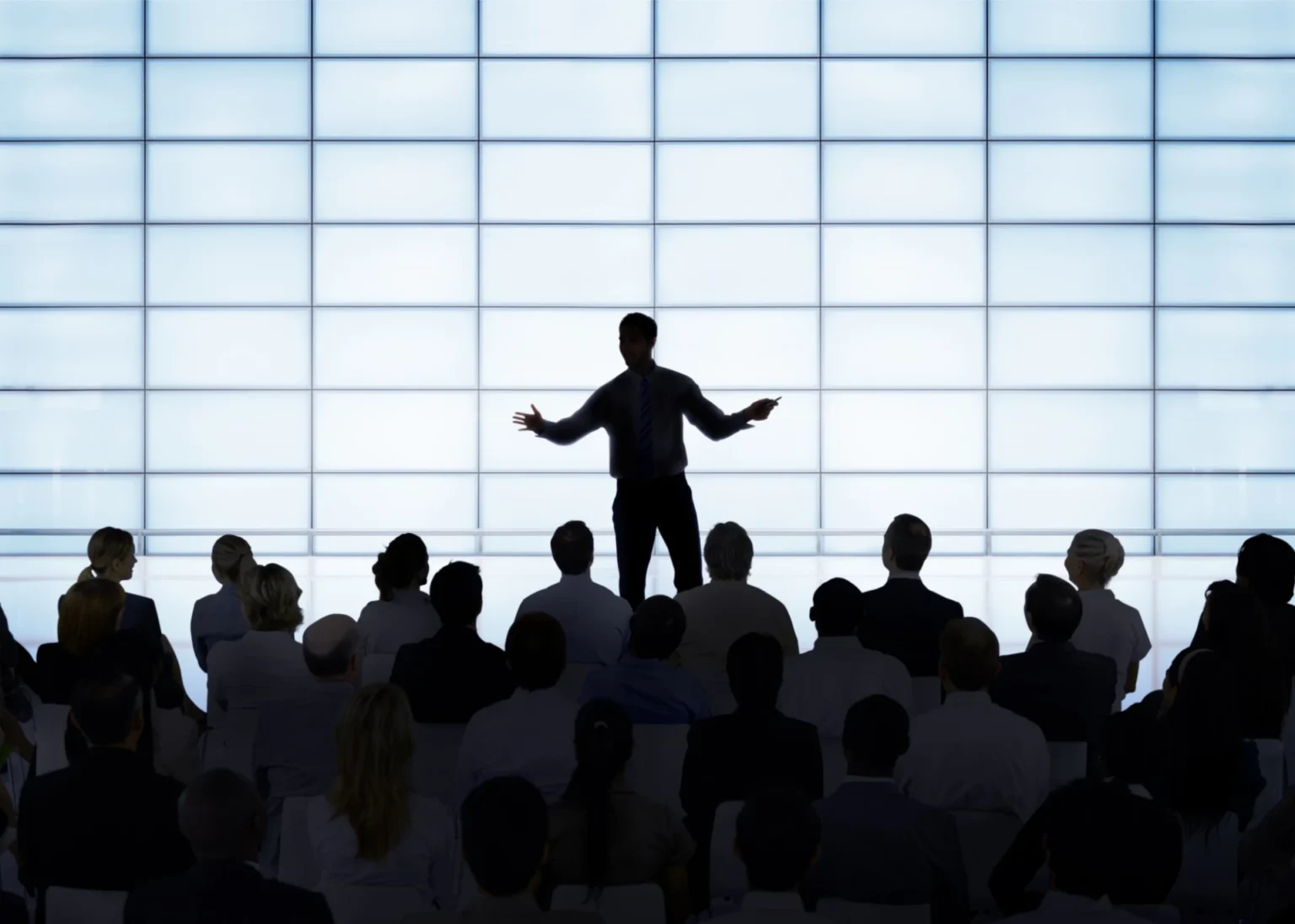 Why These Leadership Speakers Are in Every Fortune 500 Playbook