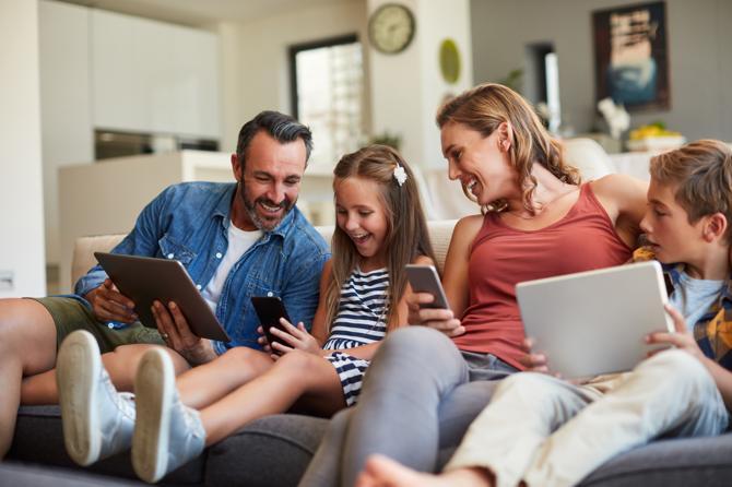 5 Things You Should Never Do When Surfing the Internet