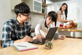 How to Balance Running a Family and a Freelance Business Without Losing Your Mind