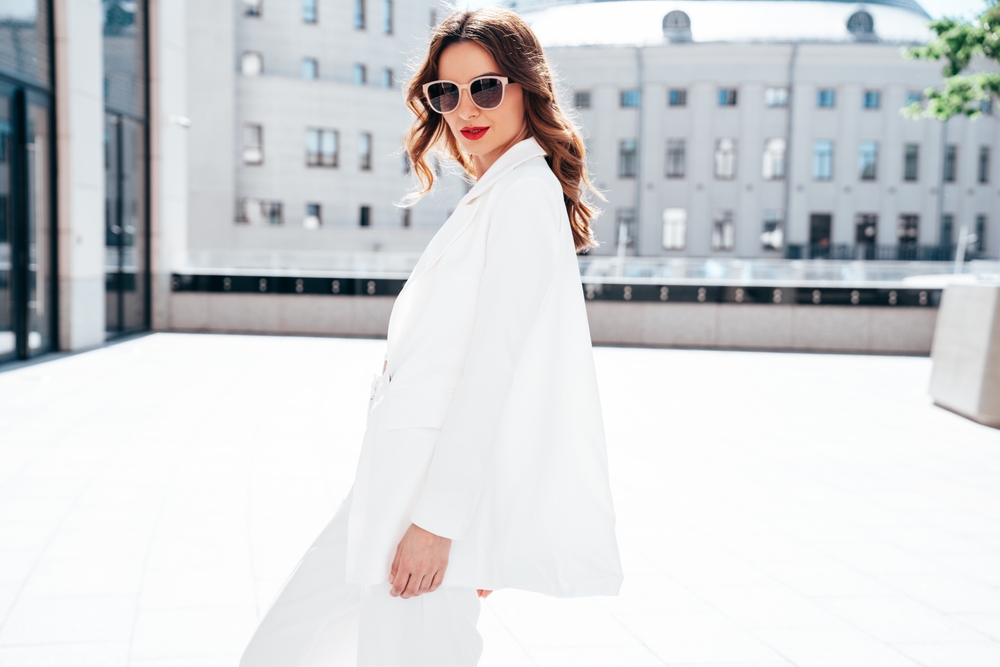 Fossil Sunglasses: Blending Timeless Style with UV Protection for Health-Conscious Professionals