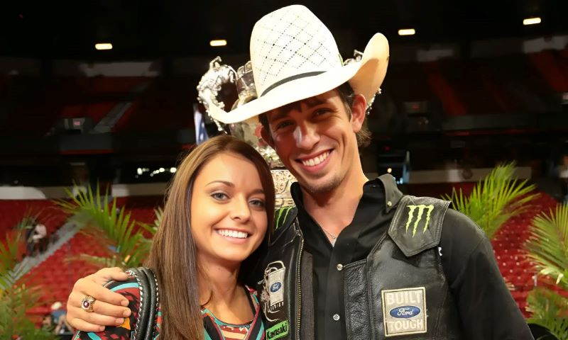 The Enigmatic Lexie Wiggly: Life Beyond the Spotlight with J.B. Mauney