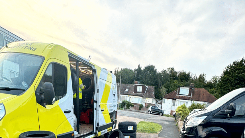 How Mobile Tyre Fitting In Kent Keep You Safe in Bad Weather