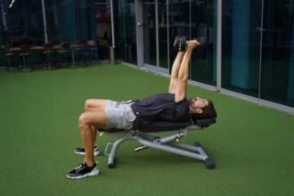 Best Dumbbell Tricep Exercises to Get Bigger and Well-defined Arms