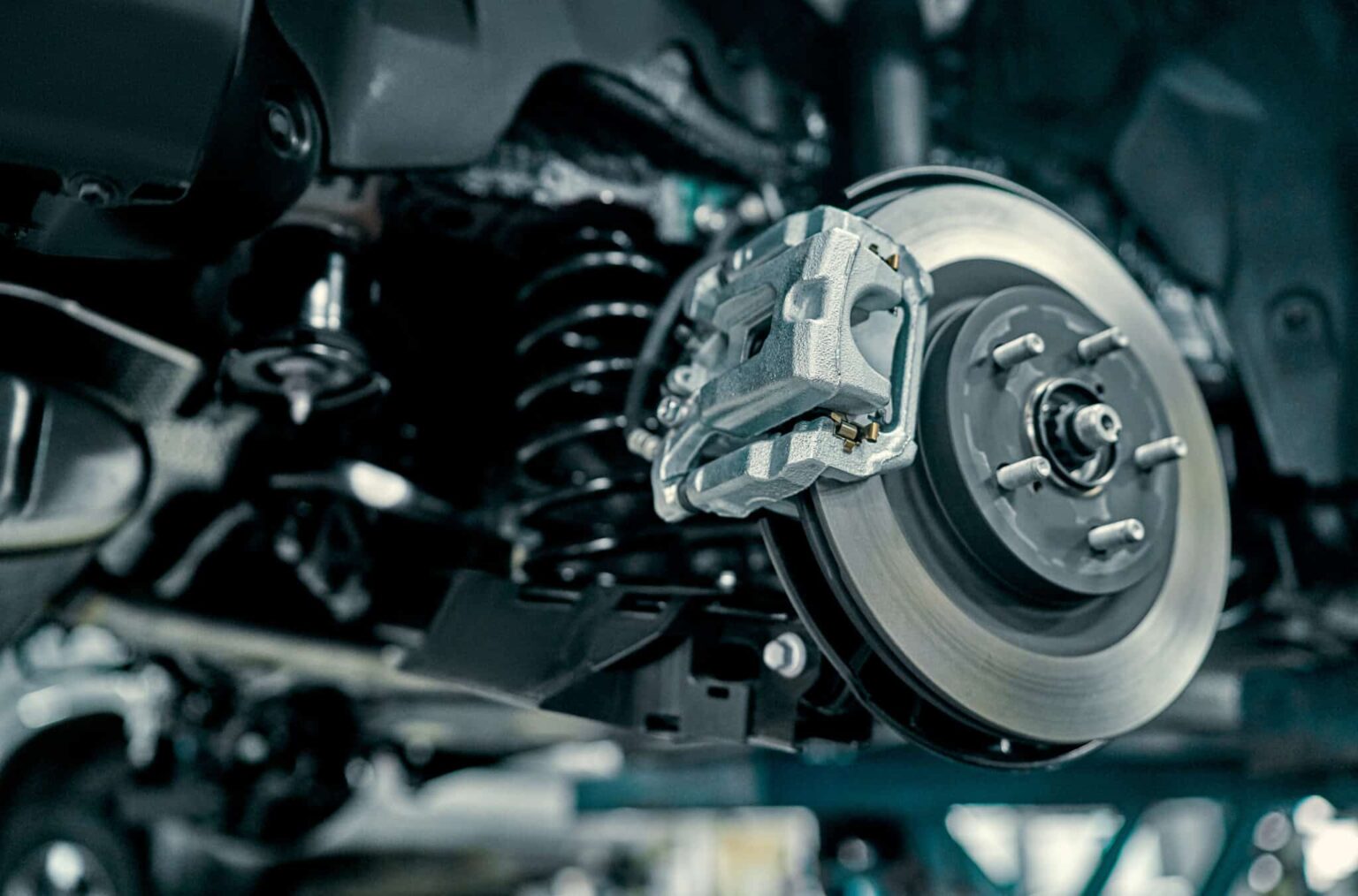 5 Signs Your Brakes Need Attention and Why a Car Service Might Be the Solution
