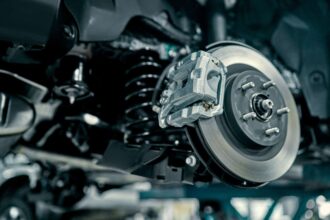 5 Signs Your Brakes Need Attention and Why a Car Service Might Be the Solution