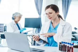 DADOS AS: Expert Clinical Data Capture Platform
