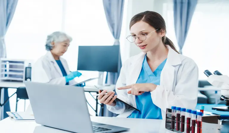 DADOS AS: Expert Clinical Data Capture Platform