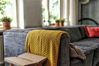 How the Honeypot Tech 8 Compares to Other Smart Sofas