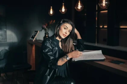 Shani Levni: The Rising Voice of Art, Ideas, and Change