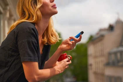 How Disposable Vapes Are Simplifying the Switch to a Smoke-Free Lifestyle
