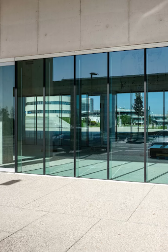 Building Window Tinting vs. Car Window Tinting: Key Differences Explained