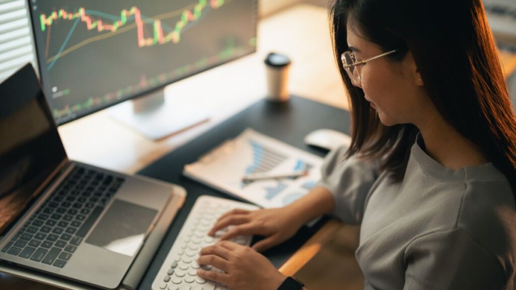 Why Every Investor Should Follow FintechZoom.com SP500 Updates