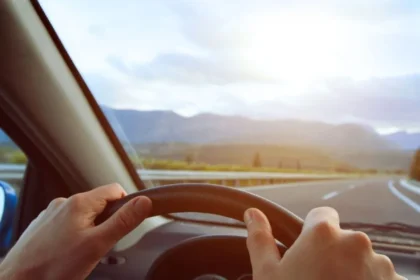 How to Stay Comfortable (and Safe) on Long Car Journeys