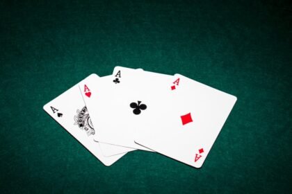 Vanessa-casino.com Mystical Card Game