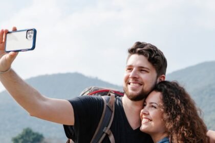 The Future of Connected Travel: How Digital Nomadism and Smart Technology Are Redefining Global Mobility in 2025