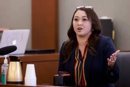 Investigative Reporter Murder Trial: Roberta Lee-Kennett Takes Stand