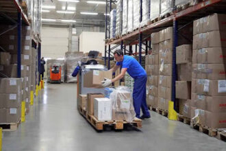 Cost-Effective LTL Shipping Strategies in Edmonton