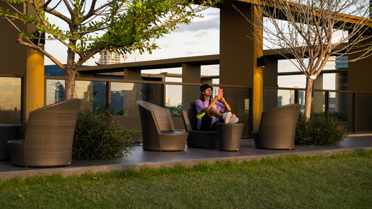 How Smart Design Enhances Both Indoor and Outdoor Living