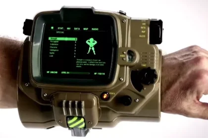 Fallout 4 pipboy-Boy is the wearable of the future
