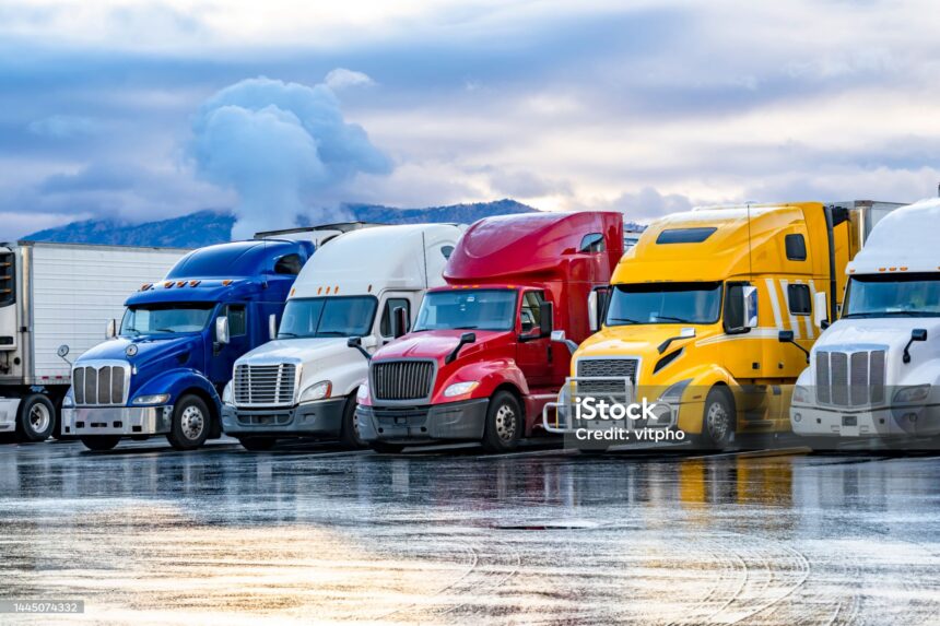 Essential Safety Tips for Hauling with Truck Trailers