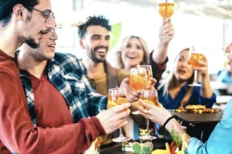 Ehi Vuoi Da Bere: The Italian Tradition of Sharing a Drink