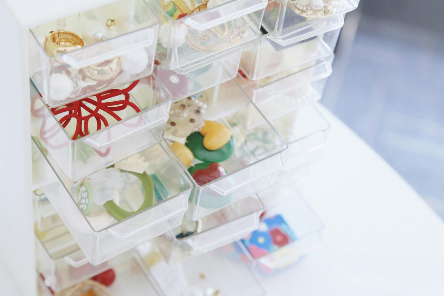 Plastic Tray Storage: A Game Changer for Teachers