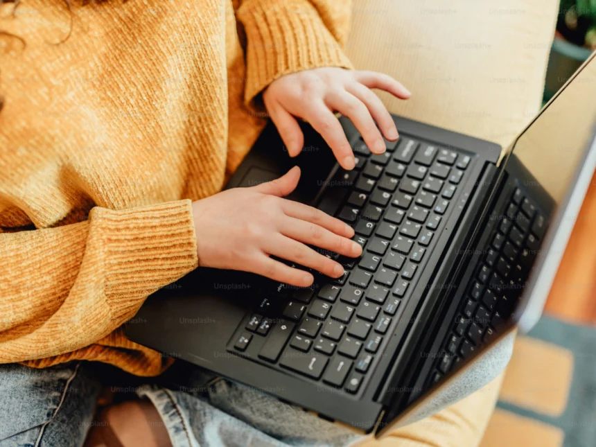 Inside the Life of webcam model gia_sunny biography Journey