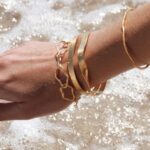 Sculpted Simplicity: Esclava Bracelet Trends