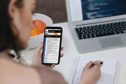 SDMC Webnet: Real-Time Academic Tracking for Parents and Kids