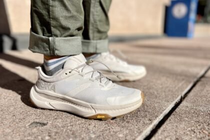 Men’s Walking Shoes: The Comfort Features That Matter After 10,000 Steps