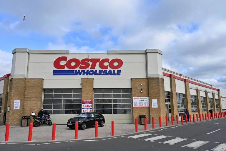 Costco rival launches megastore with membership that's two thirds cheaper