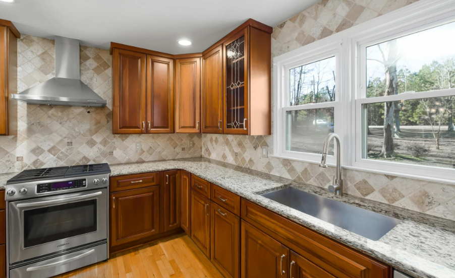 Professional-Grade Encinitas Kitchen Remodeling Guide: Countertop Selection: Quartz Vs Granite
