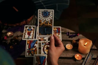 Exploring the Power of Tarot Card Readings for Personal Reflection