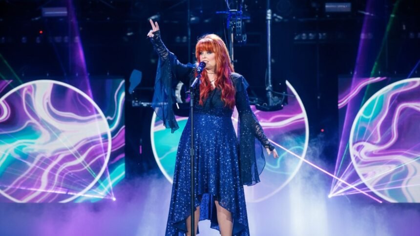 The Truth Behind the Stage: Wynonna Judd Performance Reactions Explained