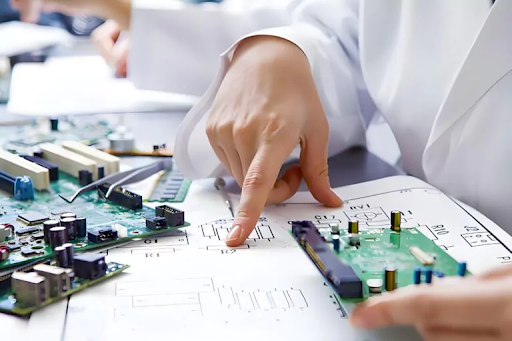 Flexible PCB Fabrication: Flexible PCB Manufacturing Services at FastTurnPCB