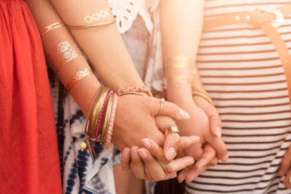 Charm Bracelets Hold Deep Personal Meaning in Singapore’s Modern Style