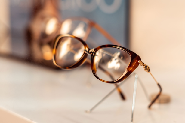 10 Tips for Choosing the Perfect ELKLOOK Prescription Glasses