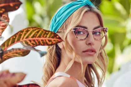 Trending Eyewear Styles for Women