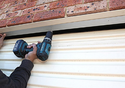 Sealing Roller Doors​