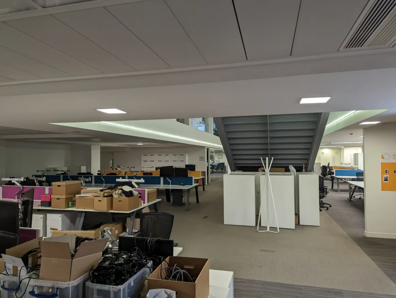 What Are the Average Office Relocation Costs in London?