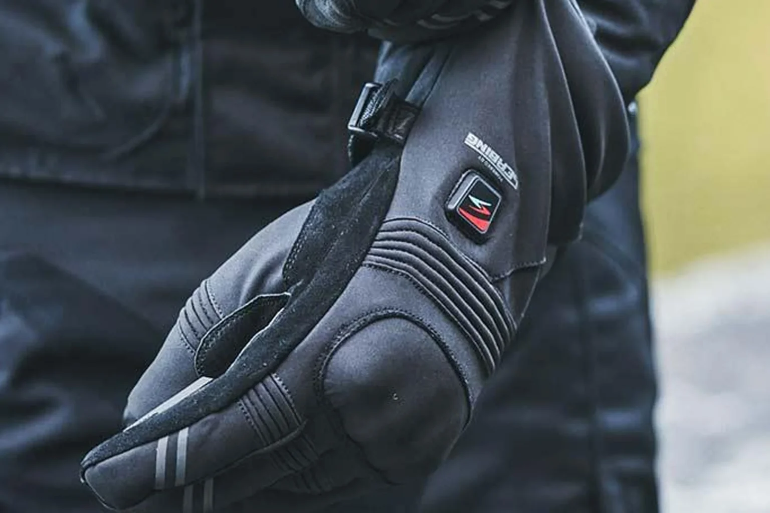 Moto Heated Gloves