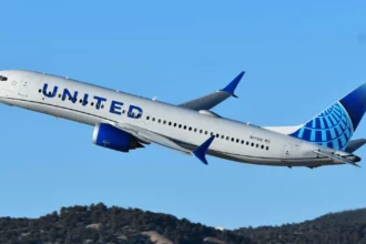 united flight ua109 diversion